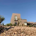 Spectacular Modern Estate In Valle De Los Senderos